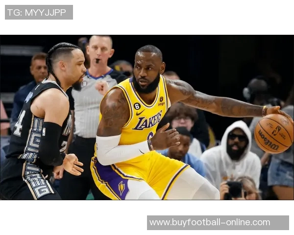 狄龙前往洛杉矶的传闻被辟谣日记称纯属虚构绝无可能发生