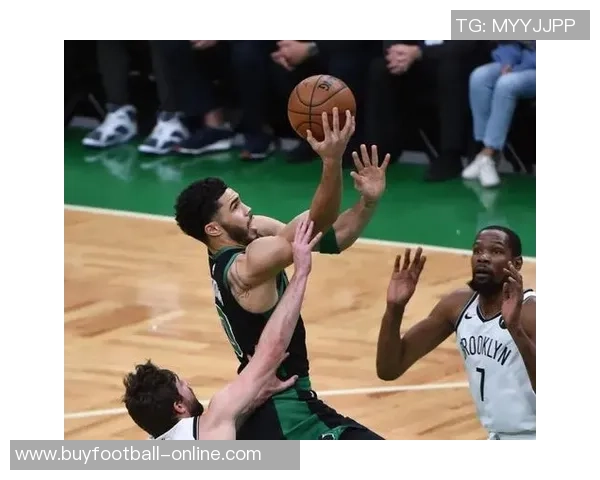 KD谈太阳最佳阵容：我打中锋搭配四个矮子高端局难以应对