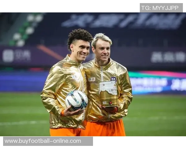 巴媒报道格雷米奥即将签约前胜利主帅卡斯特罗月薪约31万欧元