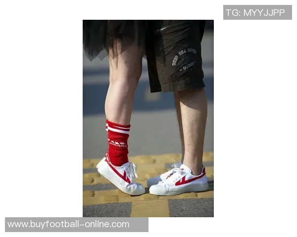 珂缔缘创始人回忆艰辛岁月感动于孩子们愿意为我卖鞋的无私支持 珂缔缘创始人回忆艰辛岁月感动于孩子们愿意为我卖鞋的无私支持