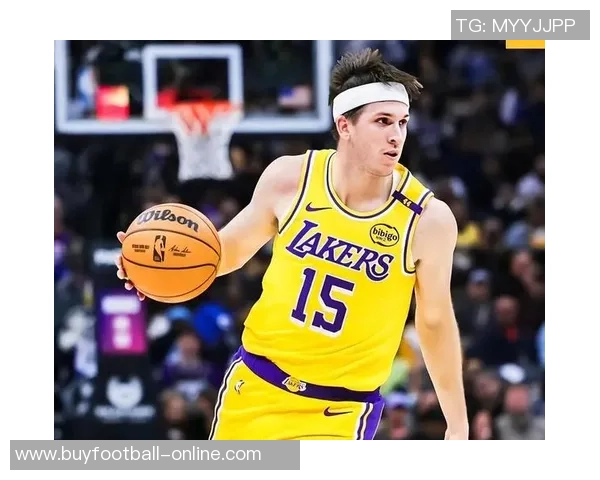 夸梅质疑富保罗言论为何用冠军标准衡量湖人新星里夫斯表现