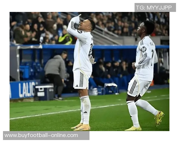 本赛季欧冠进球榜揭晓姆巴佩领跑戈登和奥巴梅扬紧随其后