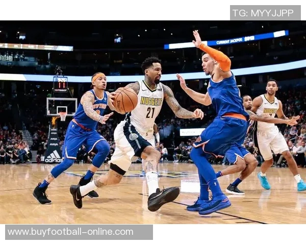 拓记谈战胜掘金的秘诀三分命中率低却展现出球队独特风格与韧性 拓记谈战胜掘金的秘诀三分命中率低却展现出球队独特风格与韧性